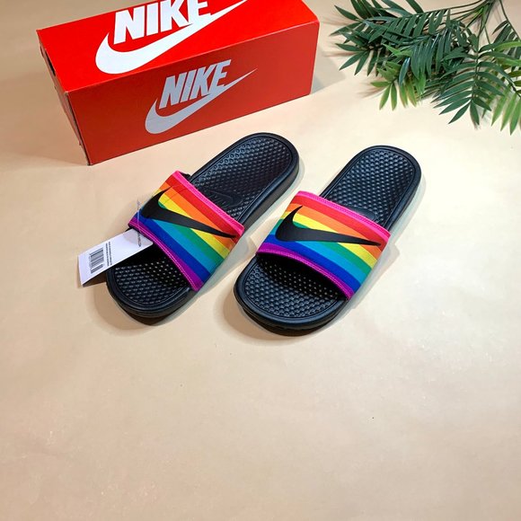 nike be true slides